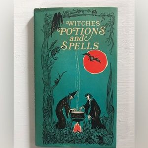 Witches’ Potions and Spells by Kathryn Paulsen (1971)